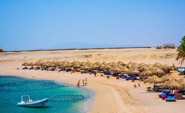 Plaża Abu Dabbab wycieczka jednodniowa Marsa Alam