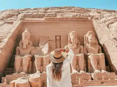 jednodniowa wycieczka do Asuanu i Abu Simbel z Hurghady ze świątynią Philae i posągami Abu Simbel
