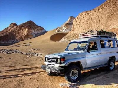 Rodzinne safari Jeepem 4×4 WD w trudnym terenie